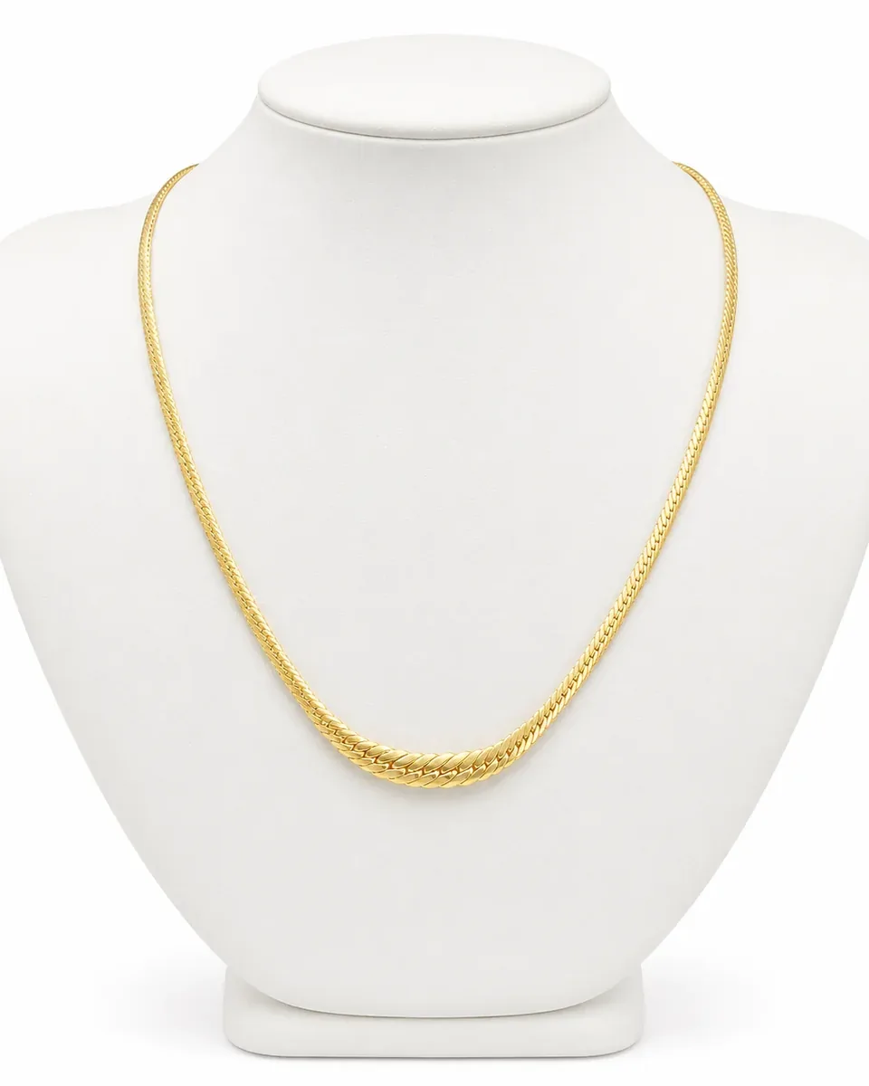 Collar Radko degradé escalonado de oro 18 kt sobre busto expositor